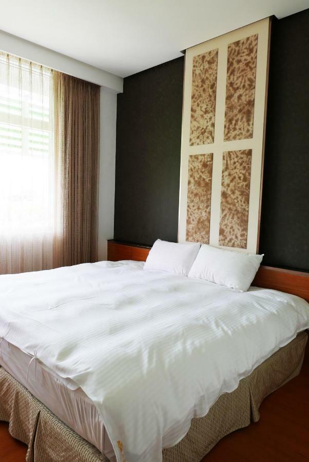 Zhi Da Craft Service Guest House Caotun Bagian luar foto