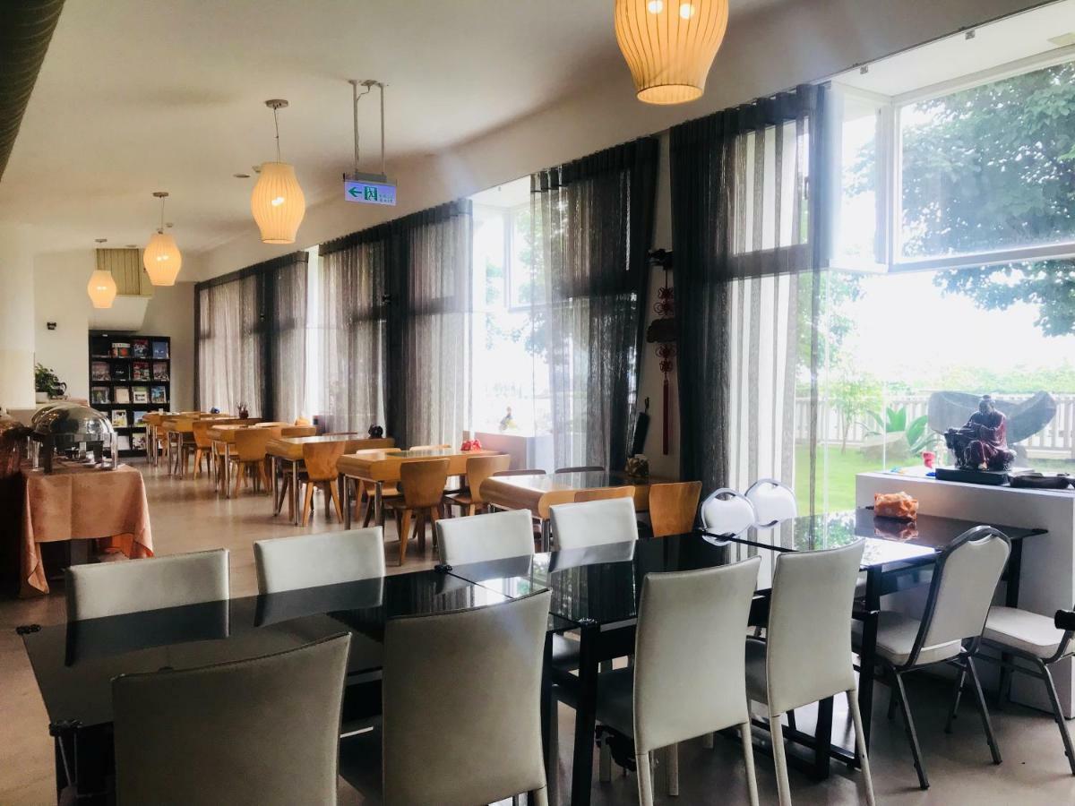 Zhi Da Craft Service Guest House Caotun Bagian luar foto