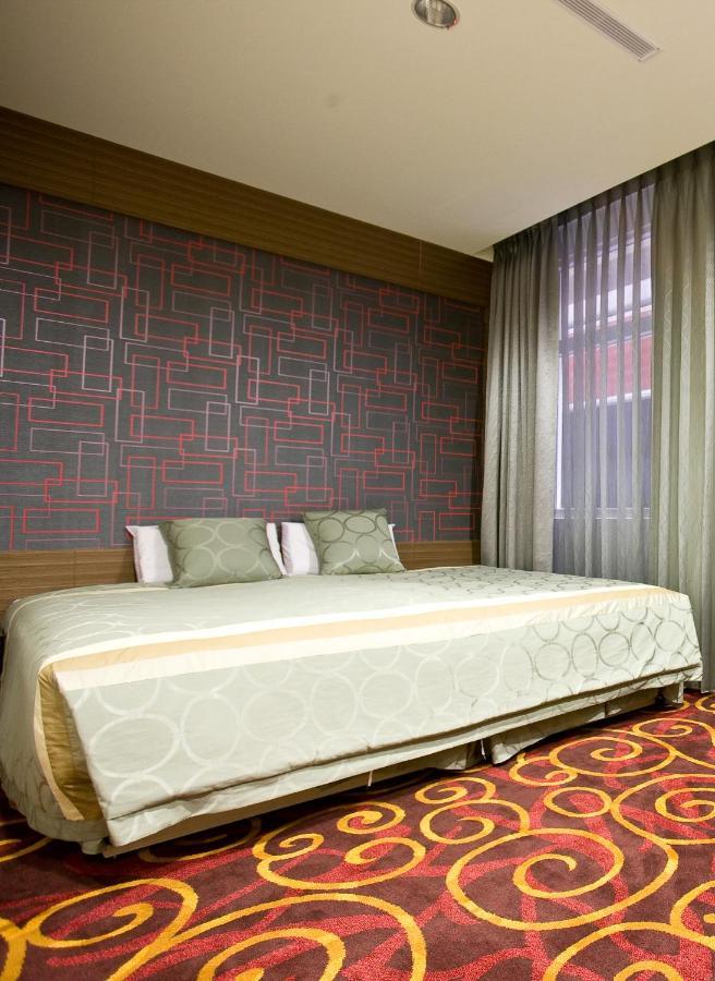 Zhi Da Craft Service Guest House Caotun Bagian luar foto